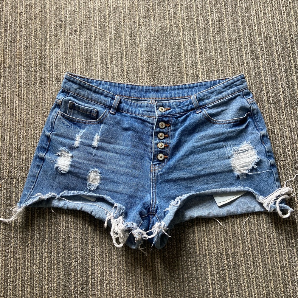 Denim Galore 🍗 bbq shorts! Size 12
